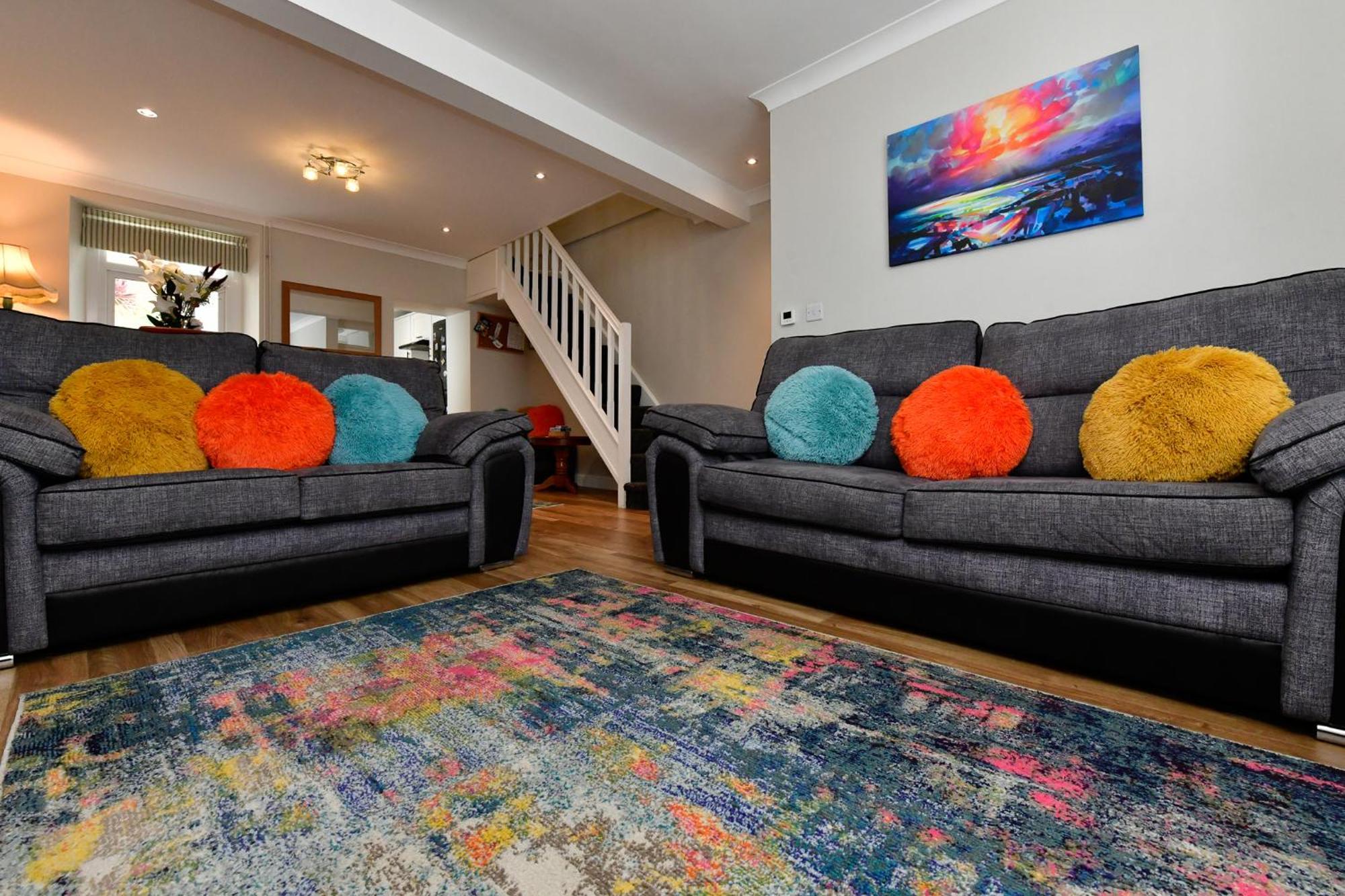 Free Parking - Heart Of The City - Superb Townhouse & Garden - Peaceful Area But Only 5Min Walk To Beach, Shops, Bars, Arena, Marina, Parks Swansea Buitenkant foto