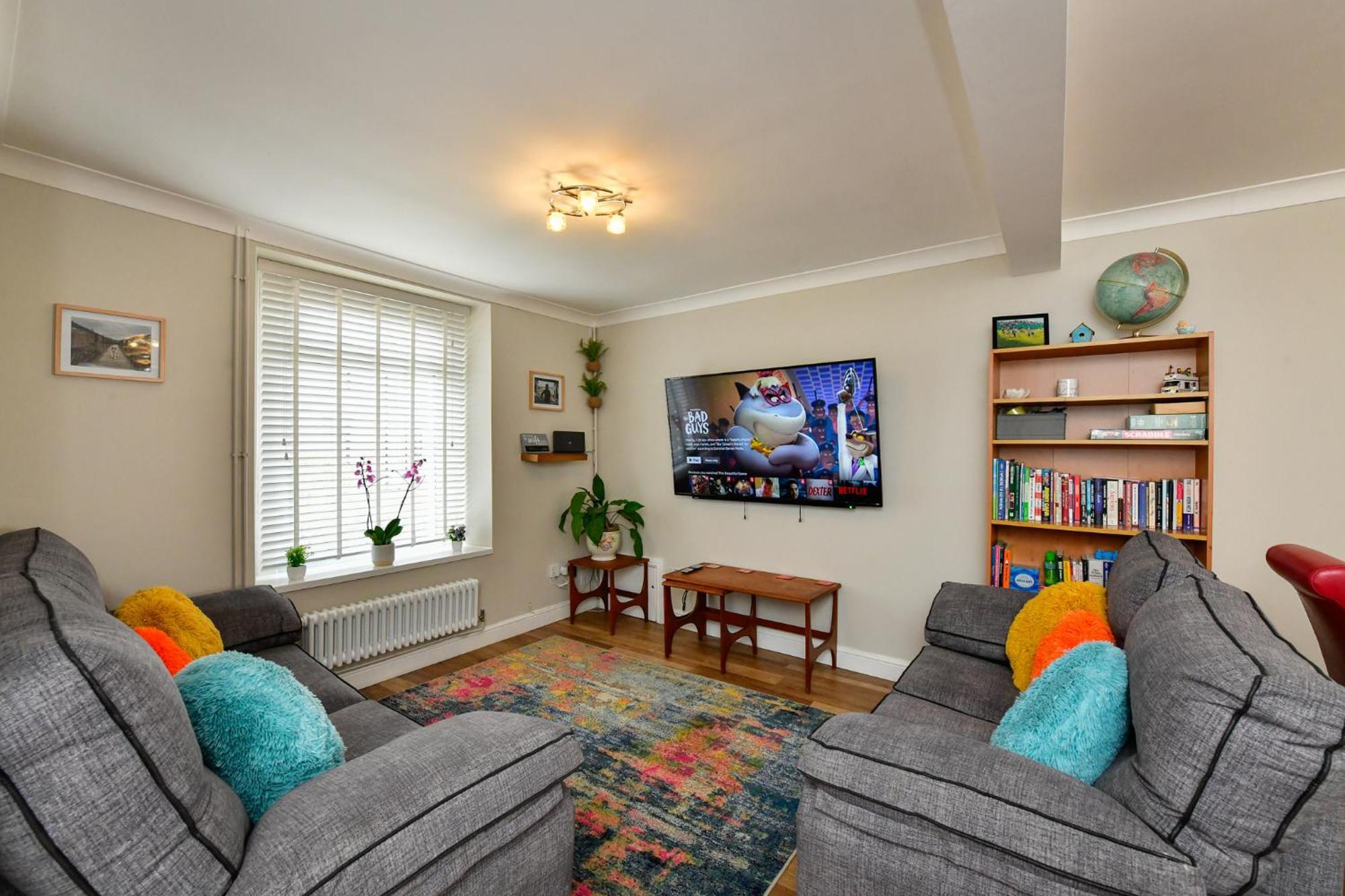 Free Parking - Heart Of The City - Superb Townhouse & Garden - Peaceful Area But Only 5Min Walk To Beach, Shops, Bars, Arena, Marina, Parks Swansea Buitenkant foto
